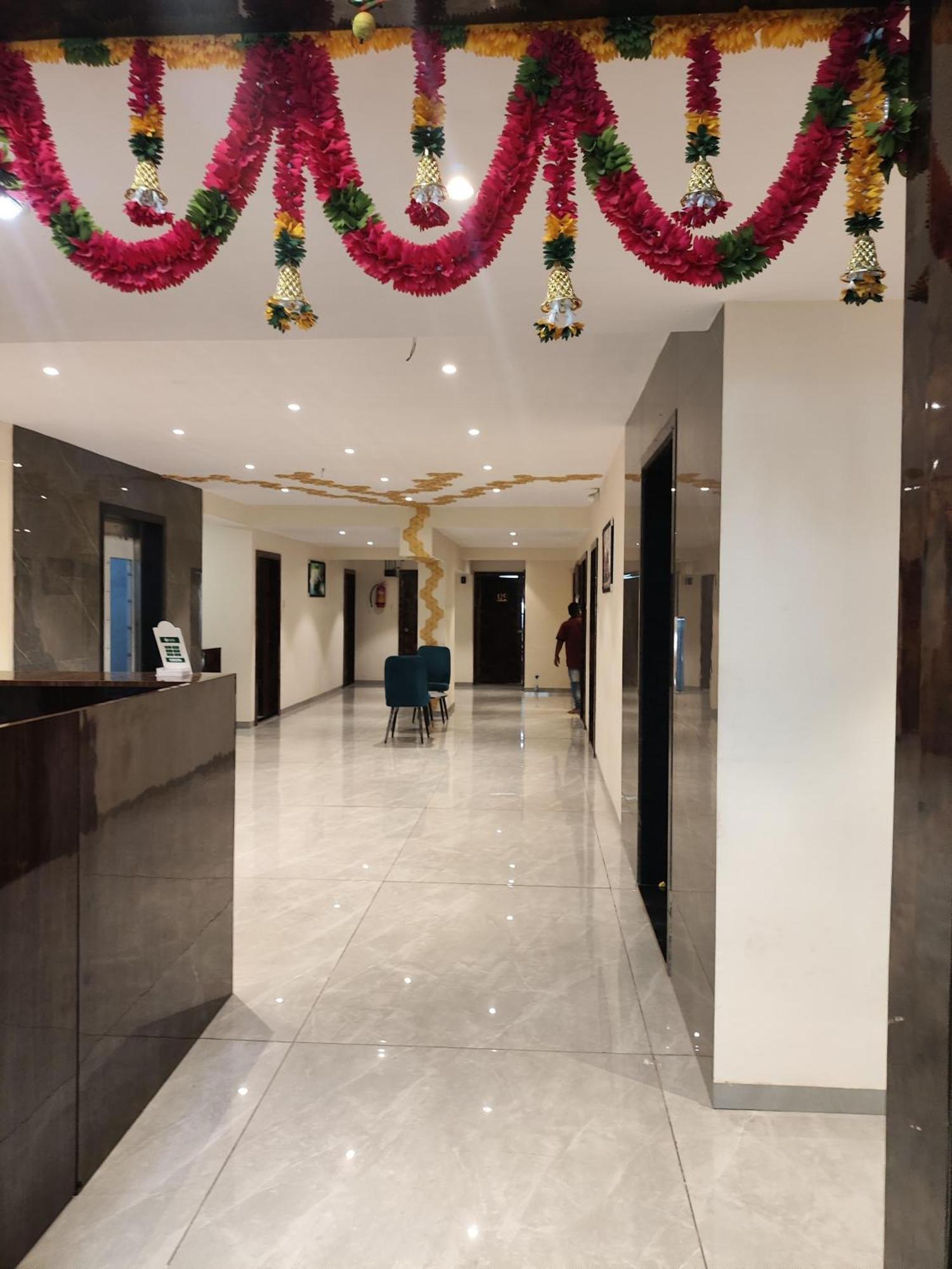 New Balaji Residency By Glitz Hotels Ulhāsnagar Exterior foto